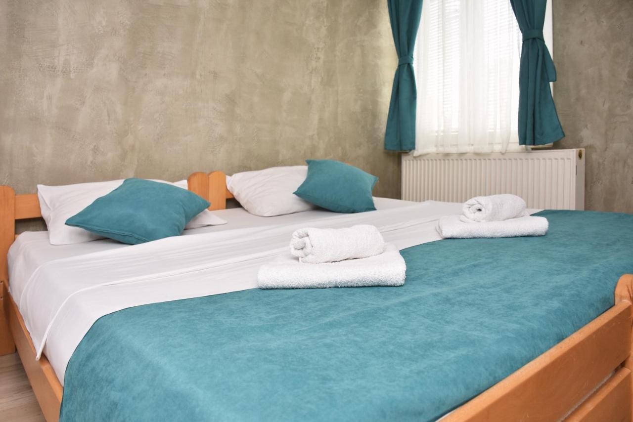 Guest House Villa Mir Крагуевац Экстерьер фото