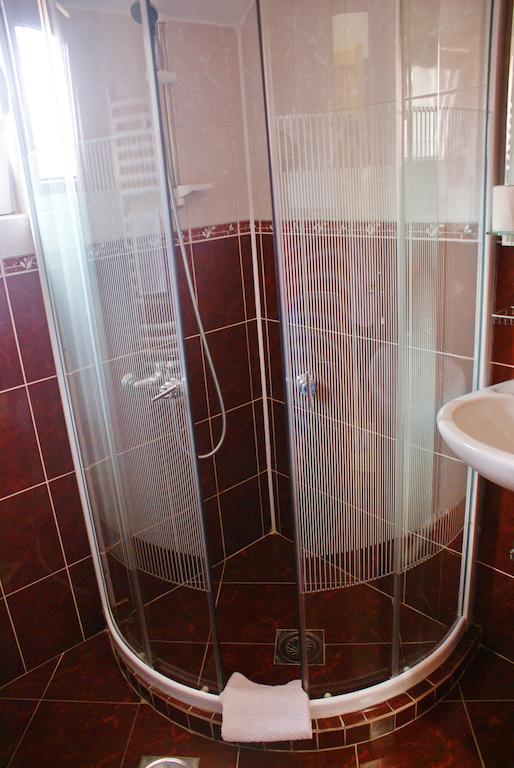 Guest House Villa Mir Крагуевац Номер фото
